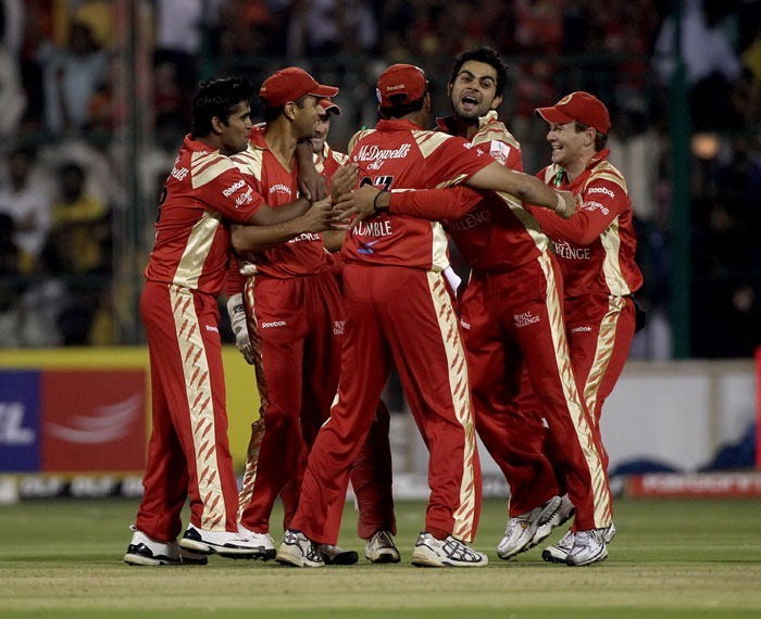 Katrina Kaif Supporting Royal Challengers Banglore - 12 / 12 photos