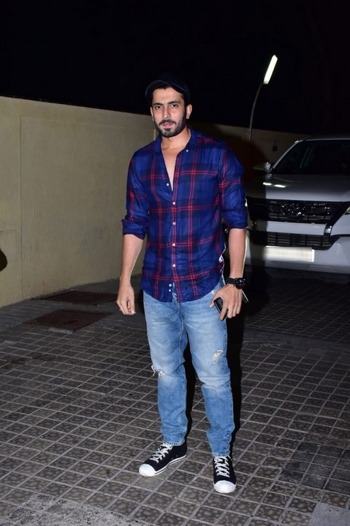 Kedarnath Special Screening Photos - 5 / 21 photos