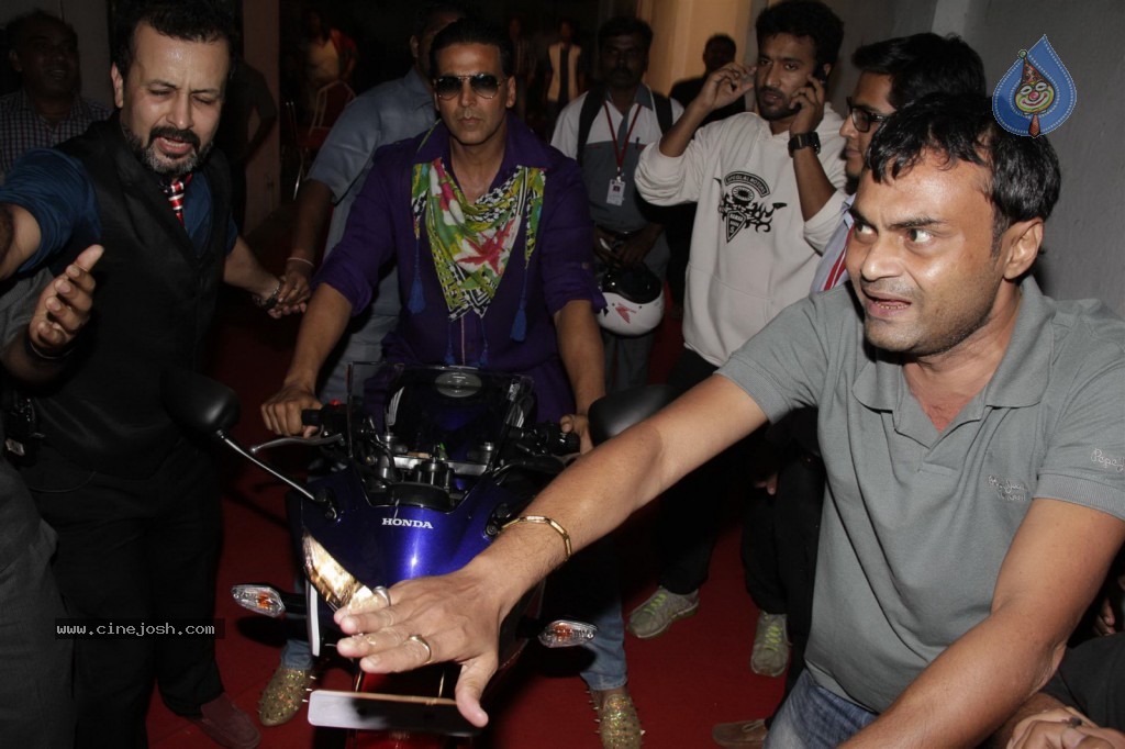 Khiladi 786 Promotional Event - 10 / 66 photos