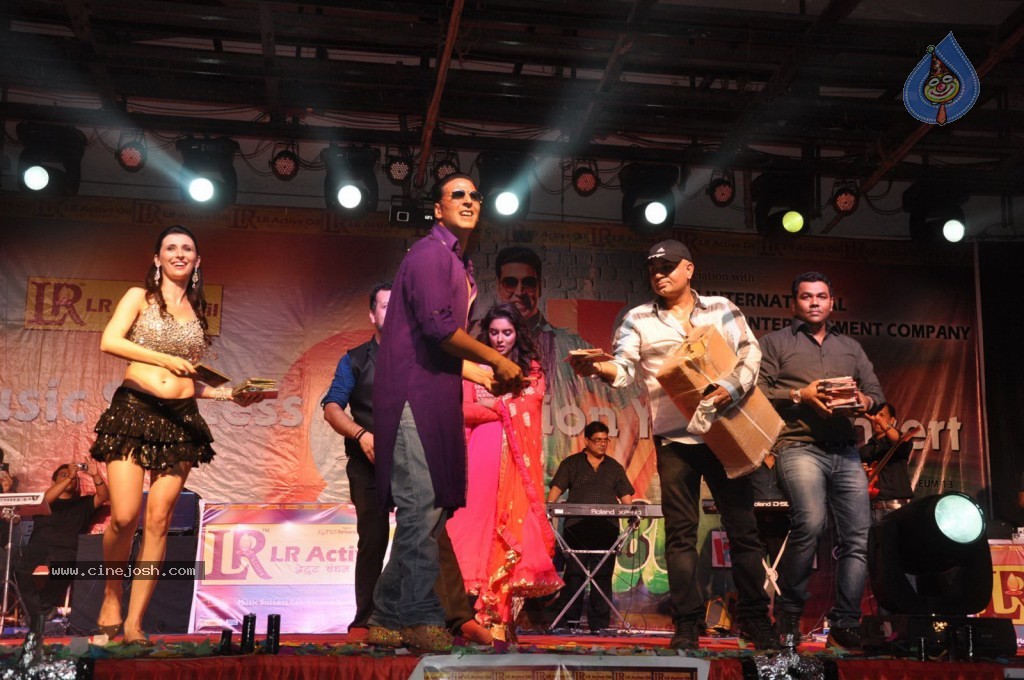 Khiladi 786 Promotional Event - 45 / 66 photos
