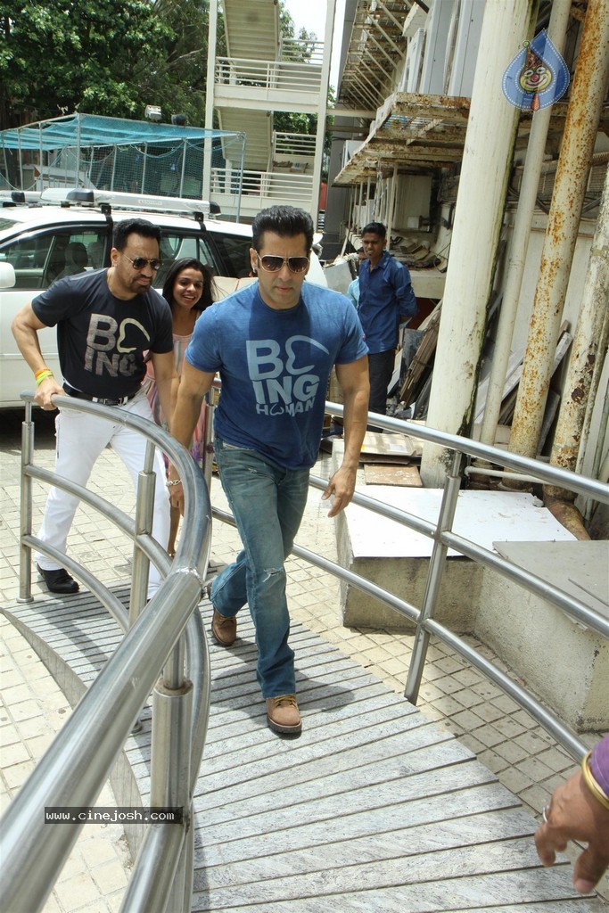 Kick Movie Jumme Ki Raat Song Launch - 73 / 100 photos