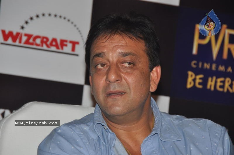 Knock Out Movie Press Meet - 14 / 40 photos