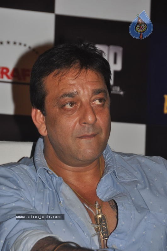 Knock Out Movie Press Meet - 22 / 40 photos
