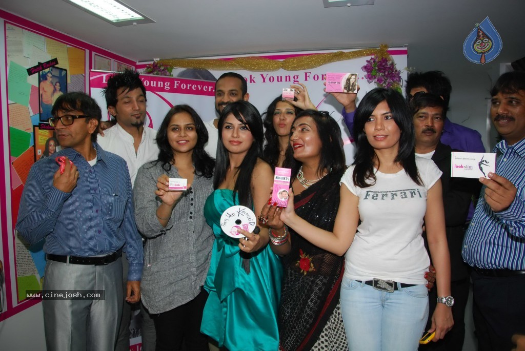Kolaveri di Song n 5 Beauty Product Launch - 12 / 29 photos