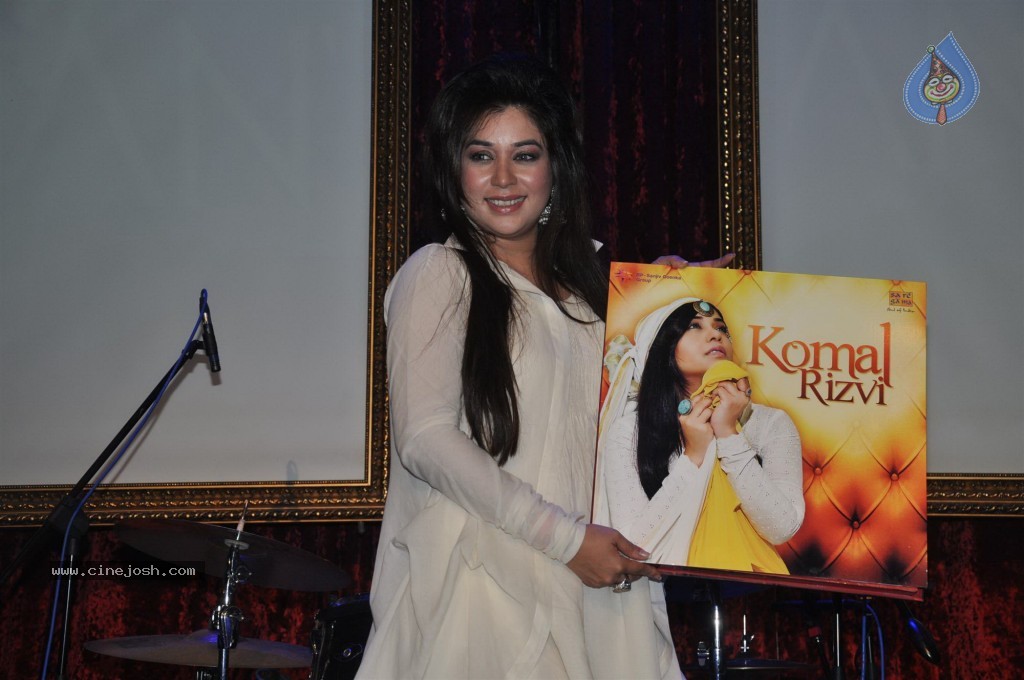 Komal Rizvi Album Launch Event - 21 / 34 photos