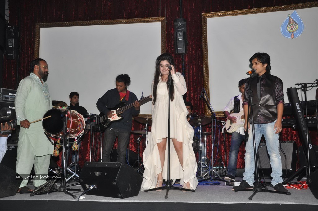 Komal Rizvi Album Launch Event - 33 / 34 photos