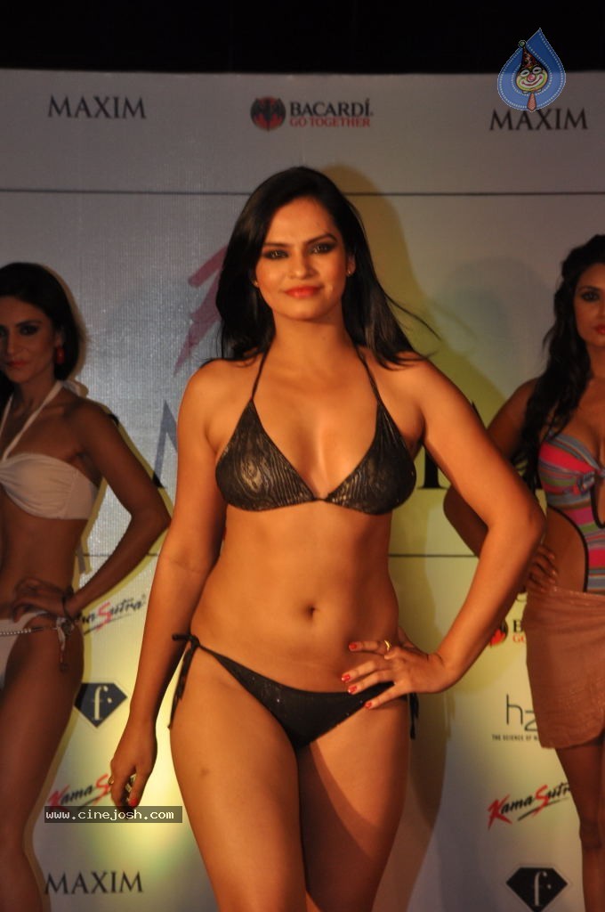 KS Miss Maxim 2012 Grand Finale - 80 / 96 photos