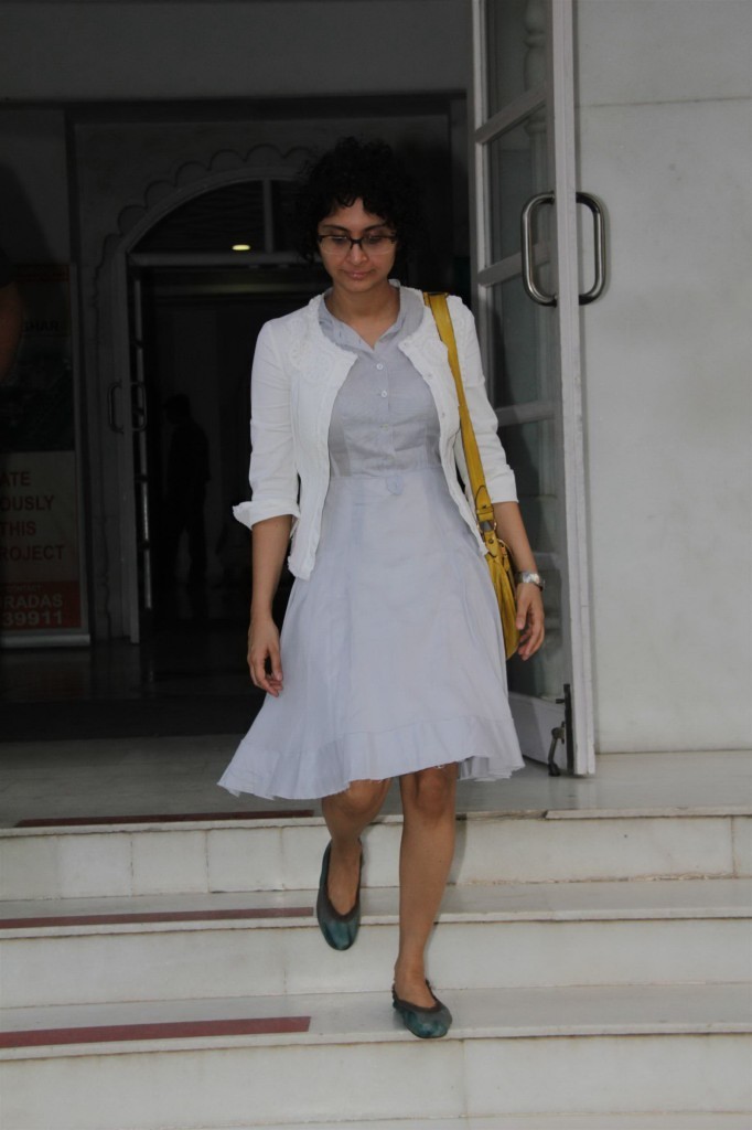 Kunal Kapoor Mother Prayer Meet - 7 / 34 photos