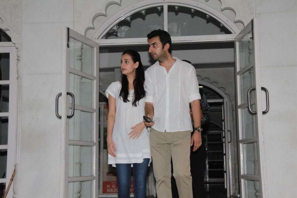 Kunal Kapoor Mother Prayer Meet - 16 / 34 photos