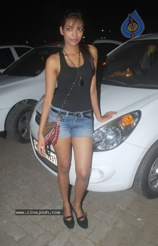 Kushal Punjabi Birthday Bash - 2 / 47 photos