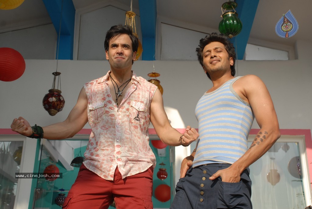 Kyaa Super Kool Hain Hum First Look Launch - 62 / 62 photos