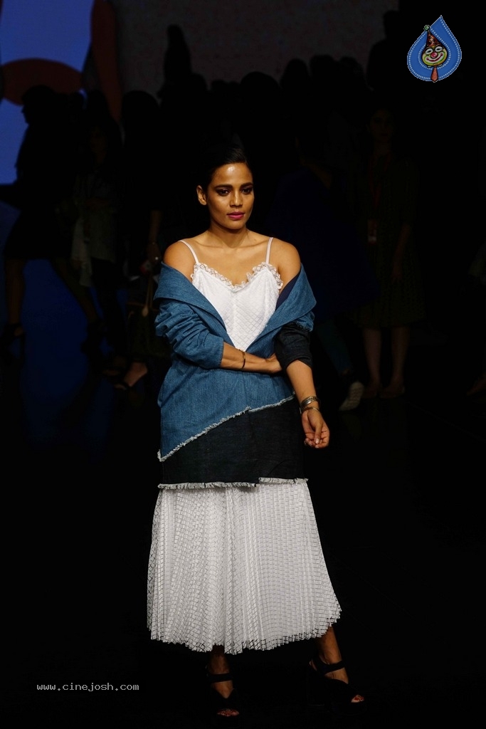 Lakme Fashion Week 2018 Photos - 11 / 18 photos