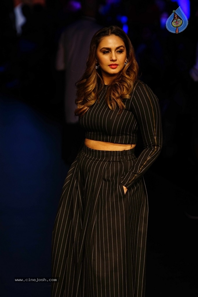 Lakme Fashion Week 2018 Photos - 12 / 18 photos