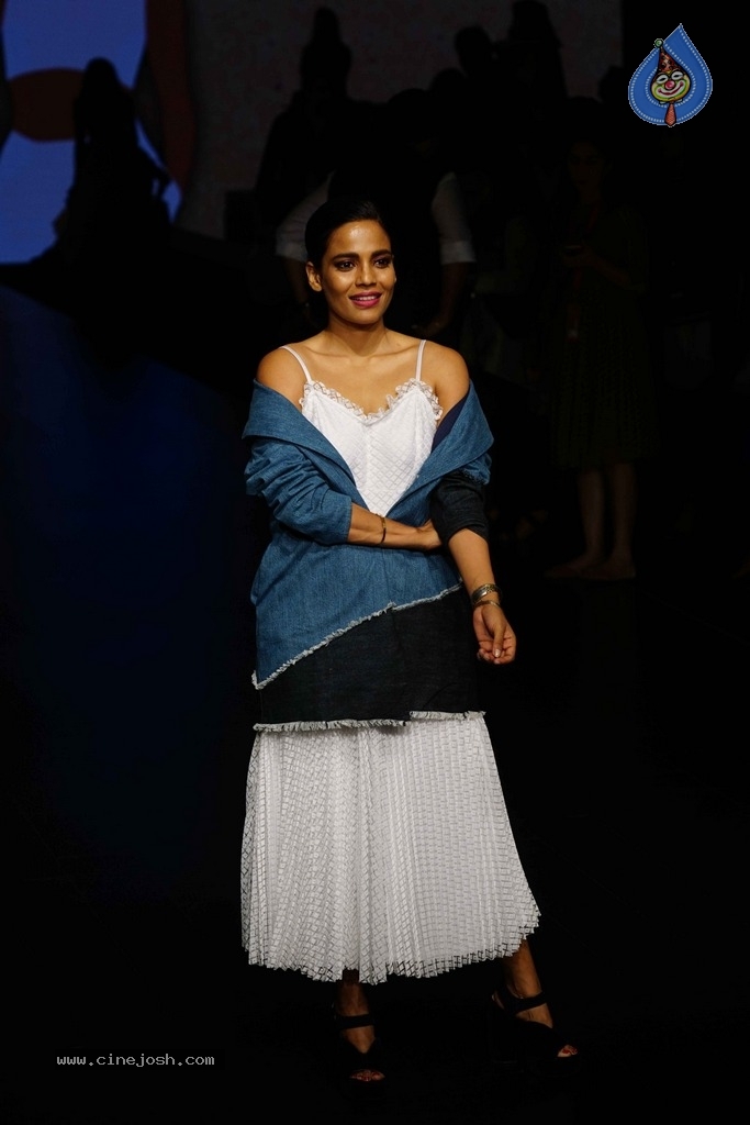 Lakme Fashion Week 2018 Photos - 13 / 18 photos