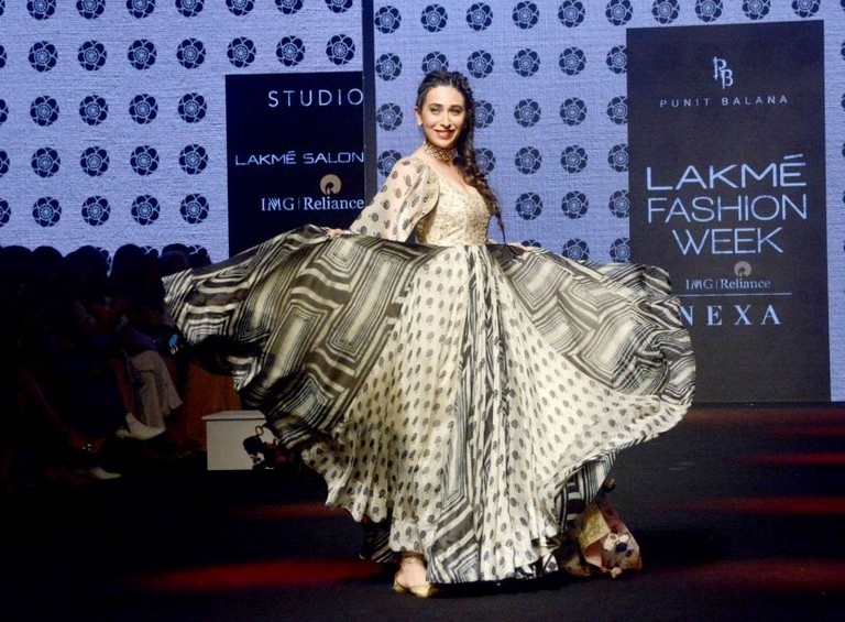 Lakme Fashion Week 2019 - 1 / 32 photos