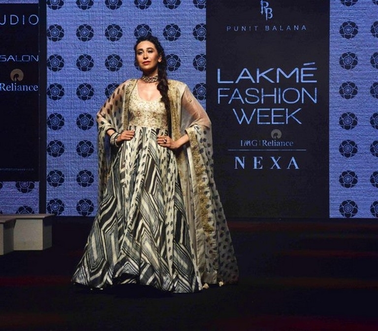 Lakme Fashion Week 2019 - 25 / 32 photos