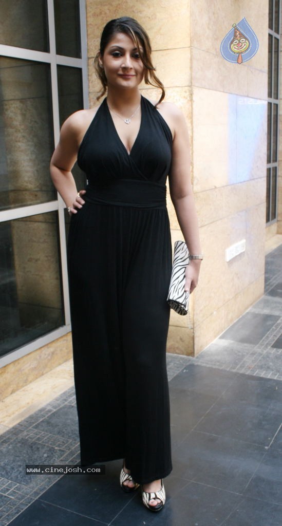 Lakme Fashion week Day 1 Guests - 68 / 96 photos