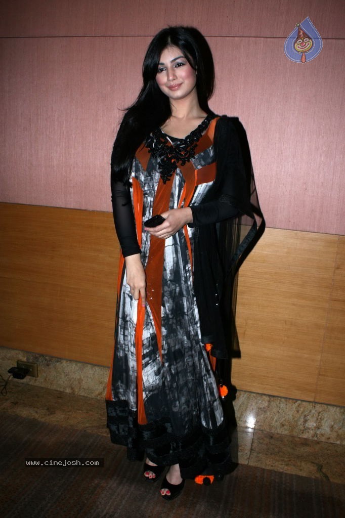 Lakme Fashion Week Day 1 Guests - 43 / 100 photos