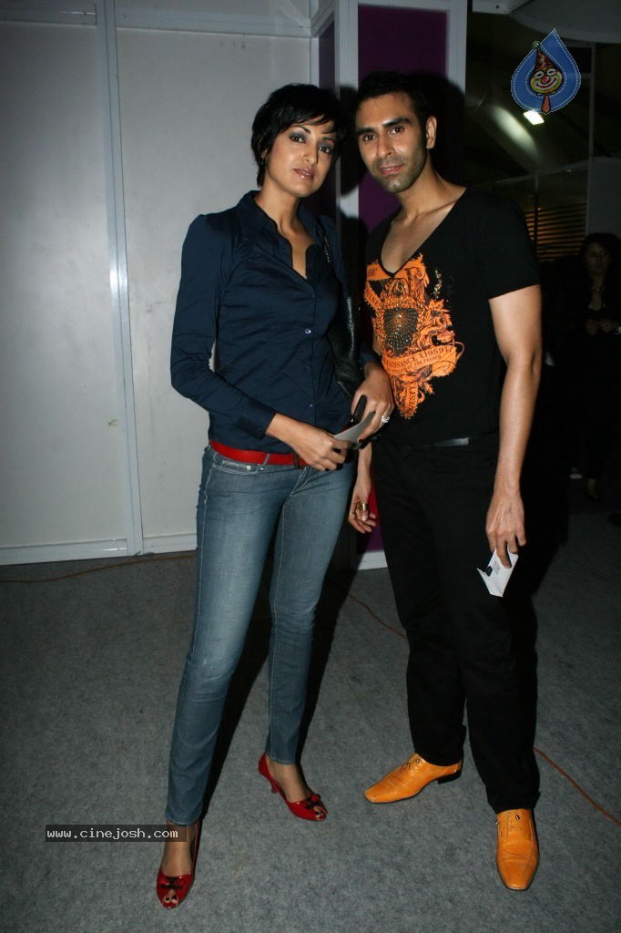 Lakme Fashion Week Day 1 Guests - 46 / 100 photos