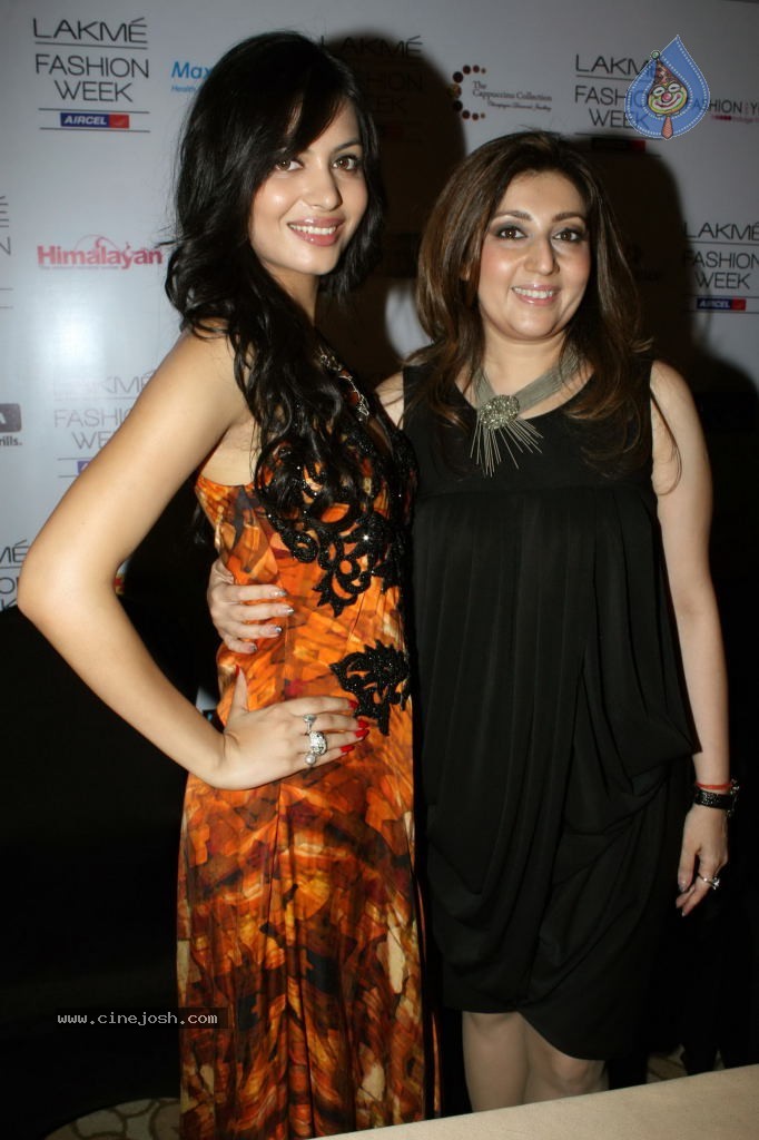 Lakme Fashion Week Day 1 Guests - 49 / 100 photos