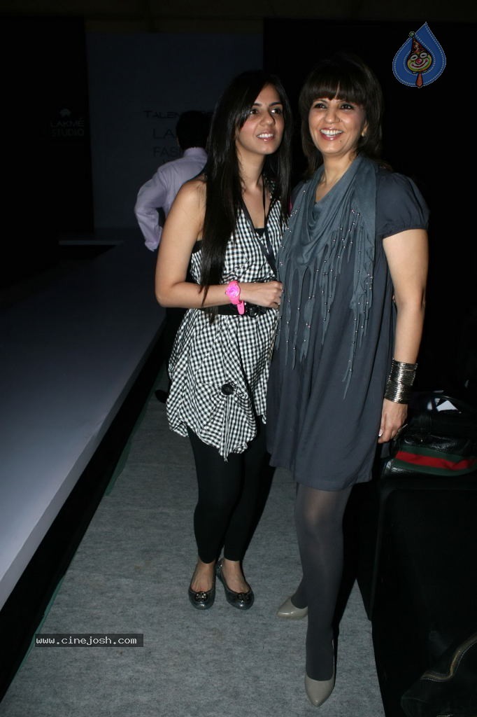 Lakme Fashion Week Day 1 Guests - 92 / 100 photos