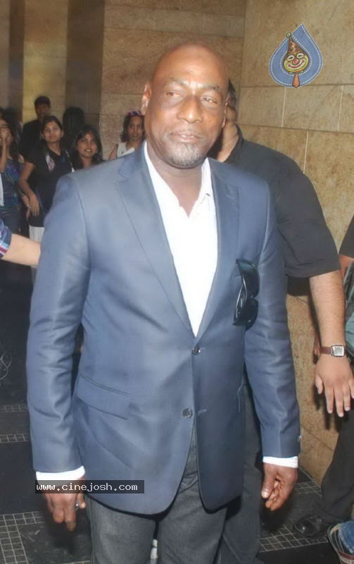 Lakme Fashion Week Day 2 Guests - 71 / 82 photos
