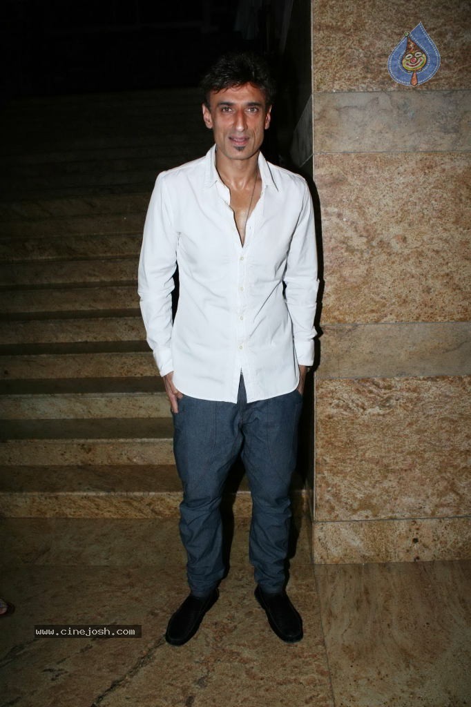 Lakme Fashion Week Day 2 Guests - 86 / 89 photos