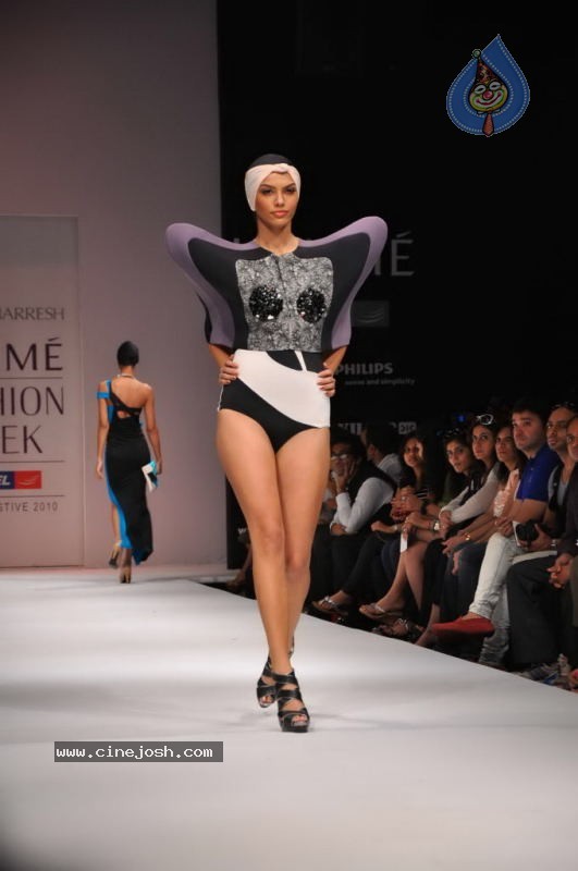 Lakme Fashion Week Day 2 Photos - 18 / 96 photos