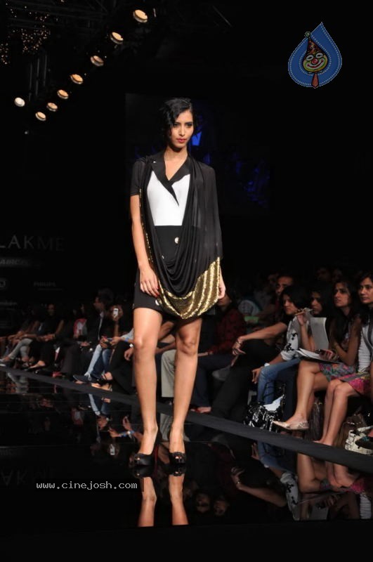 Lakme Fashion Week Day 2 Photos - 30 / 96 photos