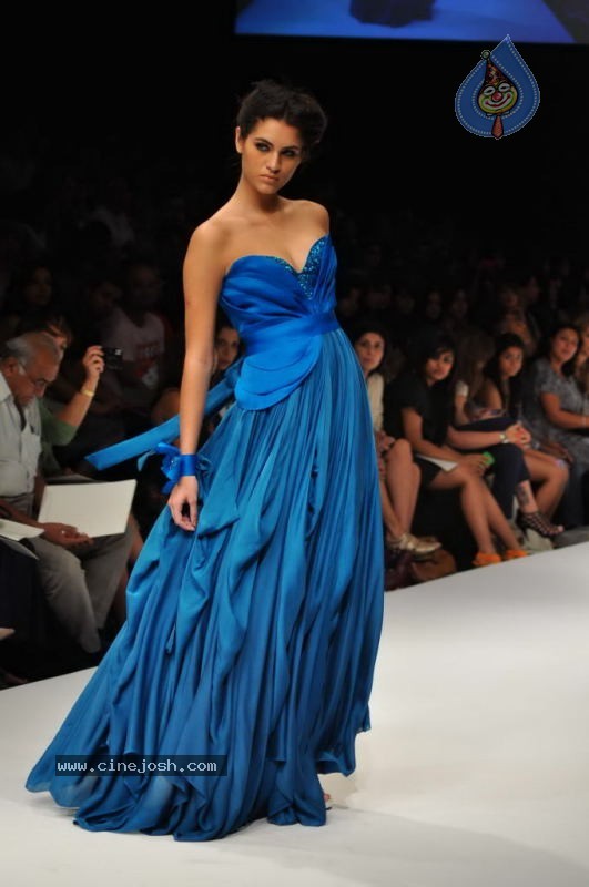 Lakme Fashion Week Day 2 Photos - 39 / 96 photos