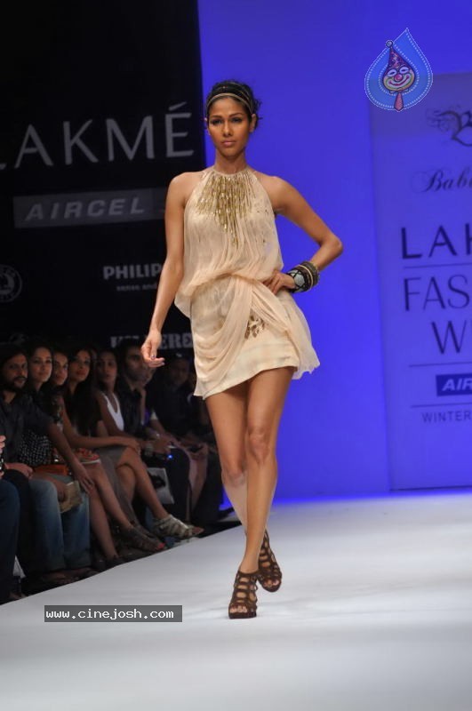 Lakme Fashion Week Day 2 Photos - 43 / 96 photos