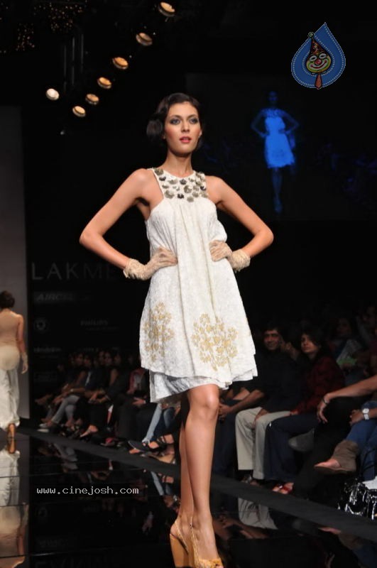 Lakme Fashion Week Day 2 Photos - 67 / 96 photos