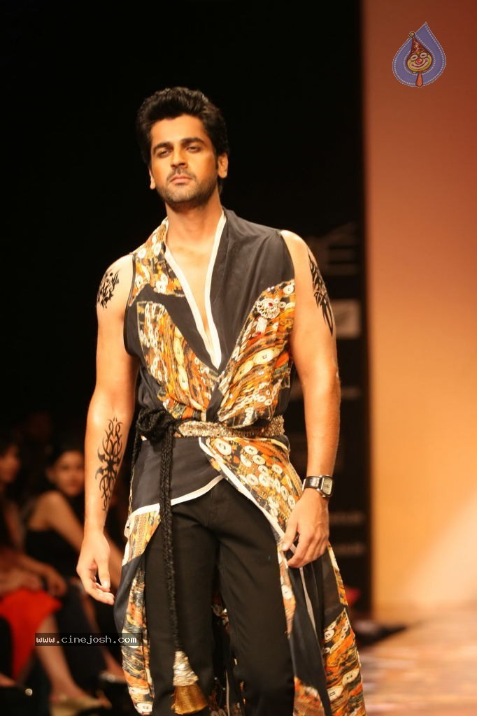 Lakme Fashion Week Day 3 All Shows - 48 / 85 photos