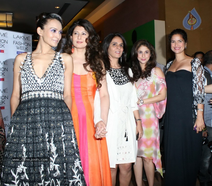 Lakme Fashion Week Day 3 Guests - 9 / 30 photos
