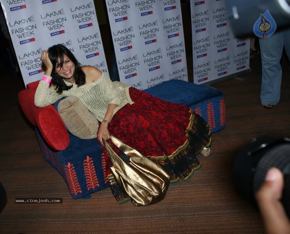 Lakme Fashion Week Day 3 Guests - 16 / 30 photos