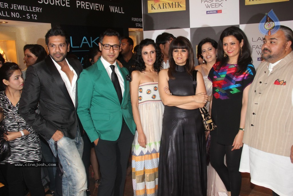 Lakme Fashion Week Day 4 Guests - 106 / 110 photos