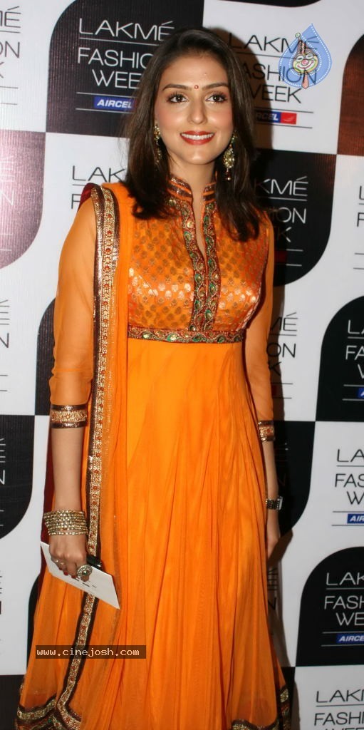 Lakme Fashion Week Day 4 Guests - 87 / 88 photos
