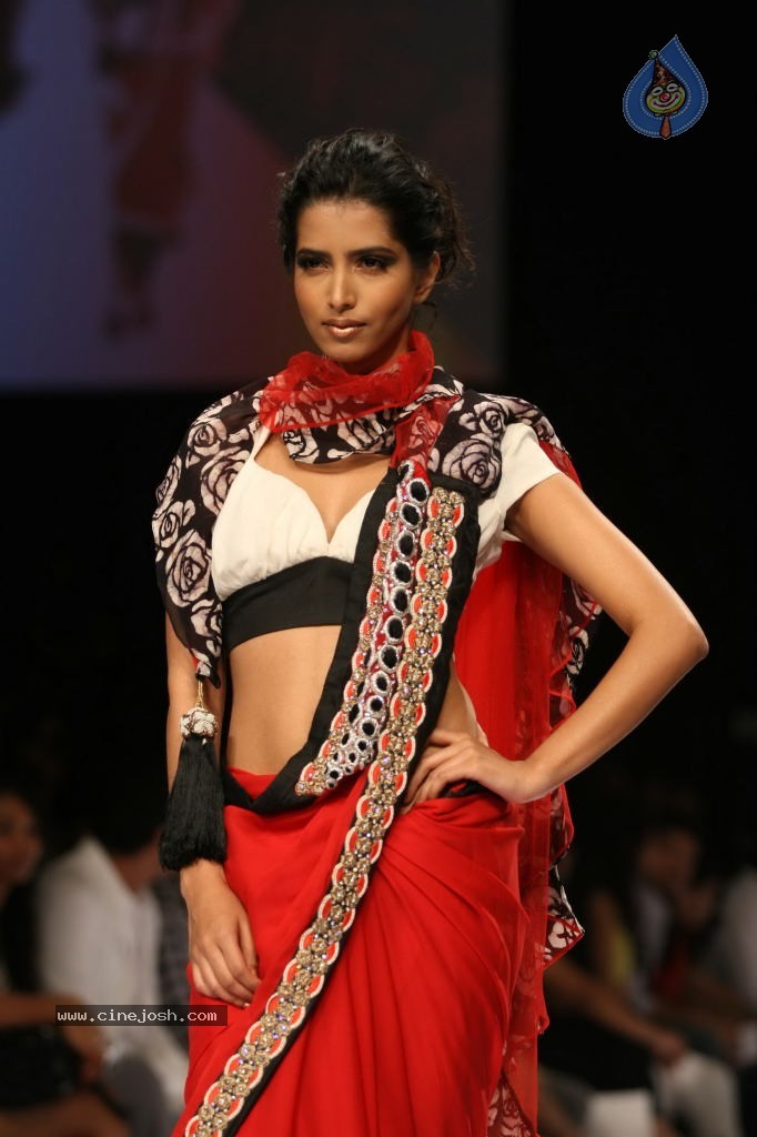 Lakme Fashion Week Day 5 All Shows - 11 / 34 photos