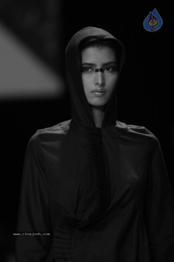 Lakme Fashion Week Day 5 All Shows - 25 / 34 photos