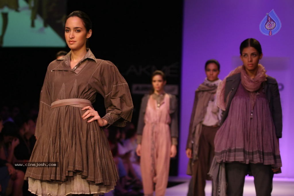 Lakme Fashion Week Day 5 All Shows - 32 / 34 photos