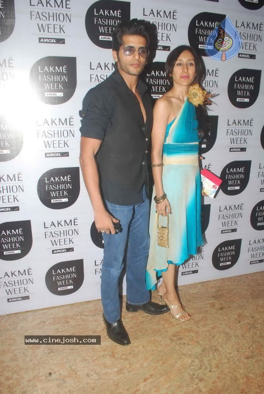 Lakme Fashion Week Day 5 Guests - 26 / 114 photos