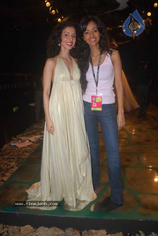 Lakme Fashion Week Day 5 Guests - 36 / 114 photos