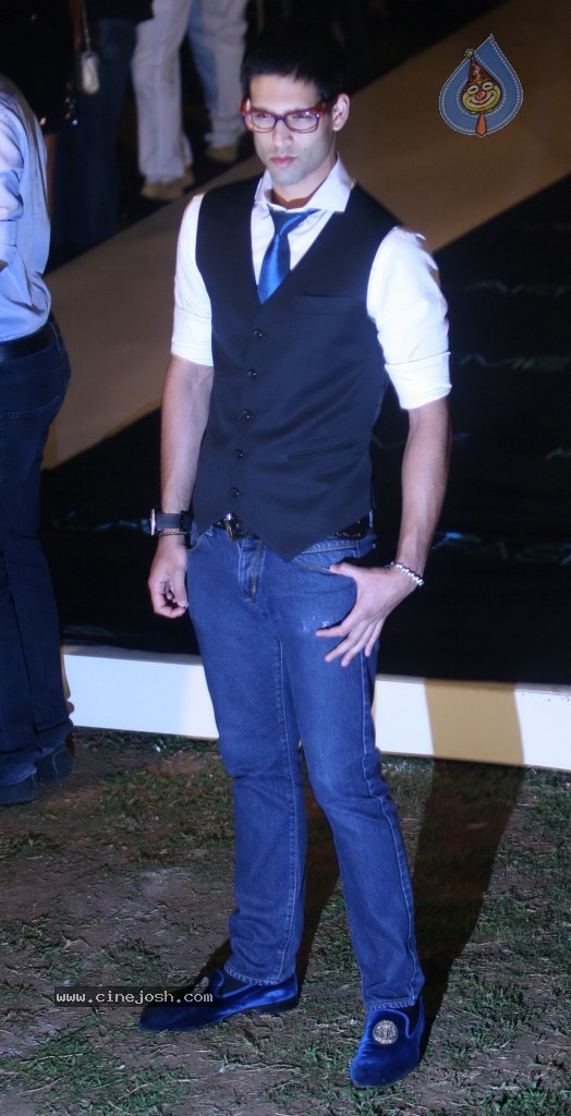 Lakme Fashion Week Day 5 Guests - 45 / 172 photos