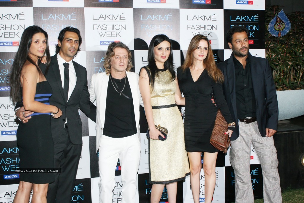 Lakme Fashion Week Day 5 Guests - 118 / 172 photos
