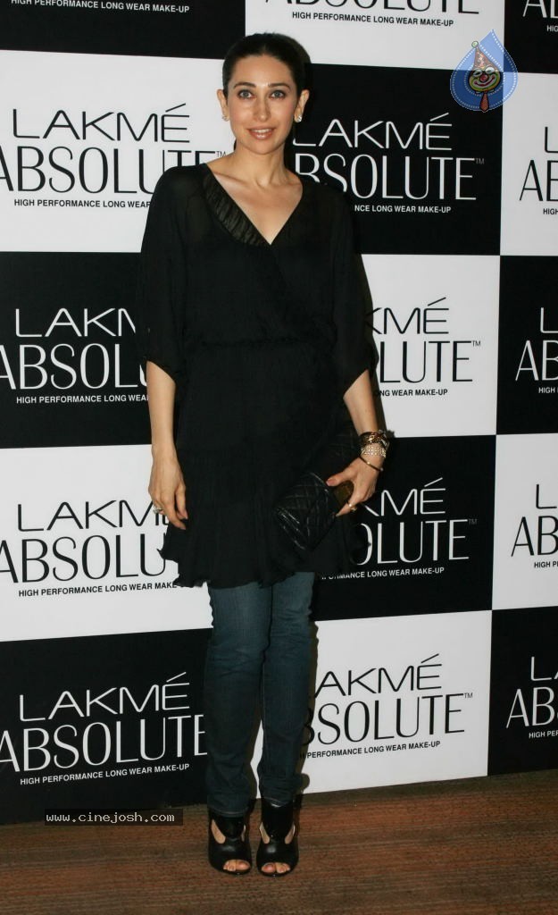 Lakme Fashion Week Day 5 Guests - 8 / 59 photos
