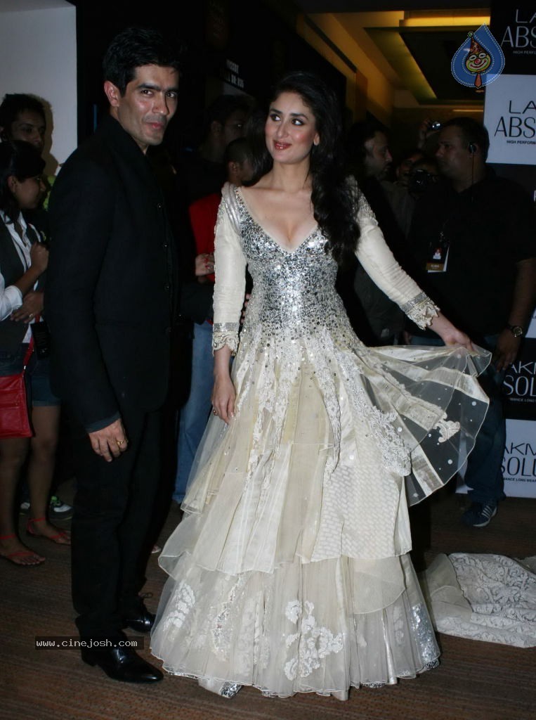 Lakme Fashion Week Day 5 Guests - 27 / 59 photos