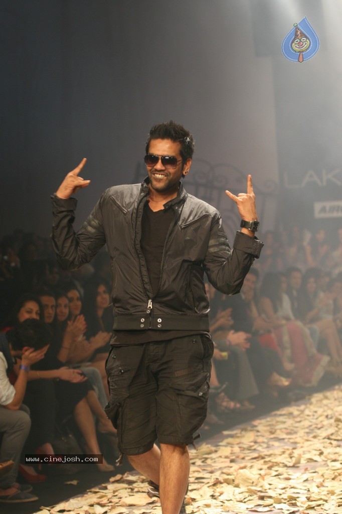 Lakme Fashion Week Grand Finale All Shows - 10 / 146 photos