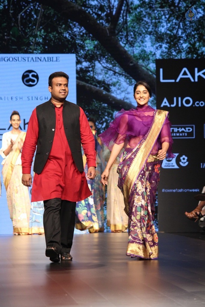 Lakme Fashion Week Summer 2017 Photos - 33 / 42 photos