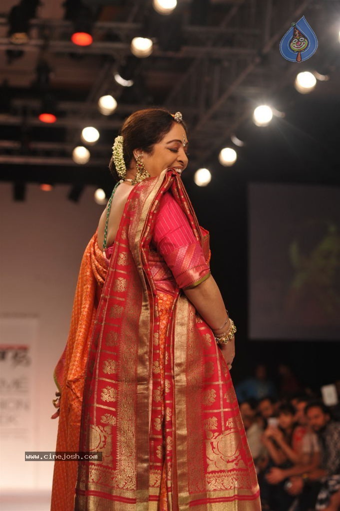 Lakme Fashion Week Summer Resort 2014 Day 4 - 17 / 121 photos