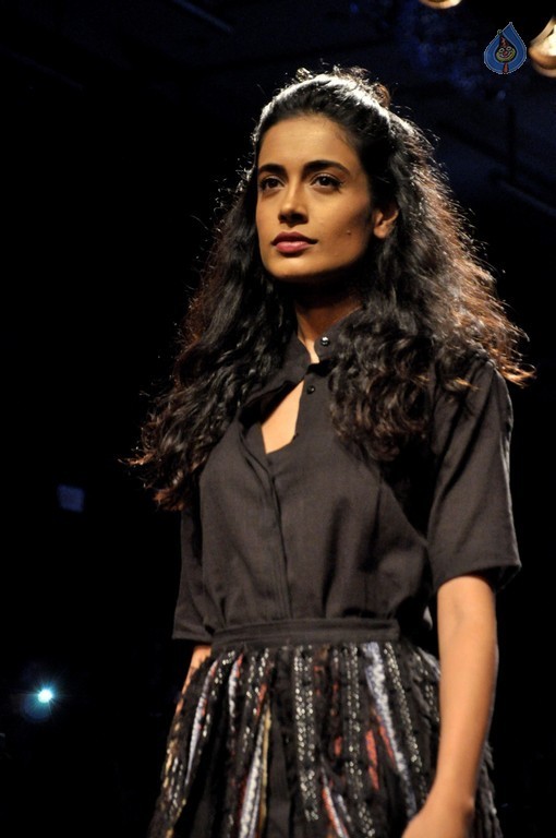 Lakme Fashion Week Winter Festive 2016 - 31 / 82 photos